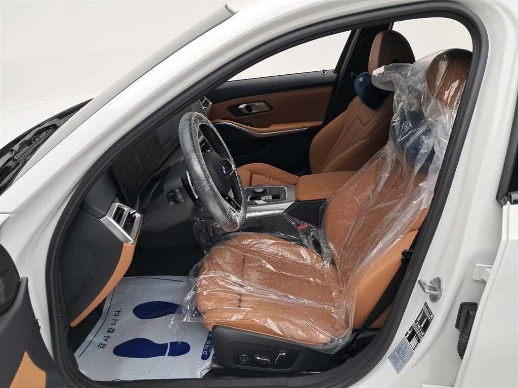 BMW 3시리즈 3시리즈 (G20) 320i 이미지 11