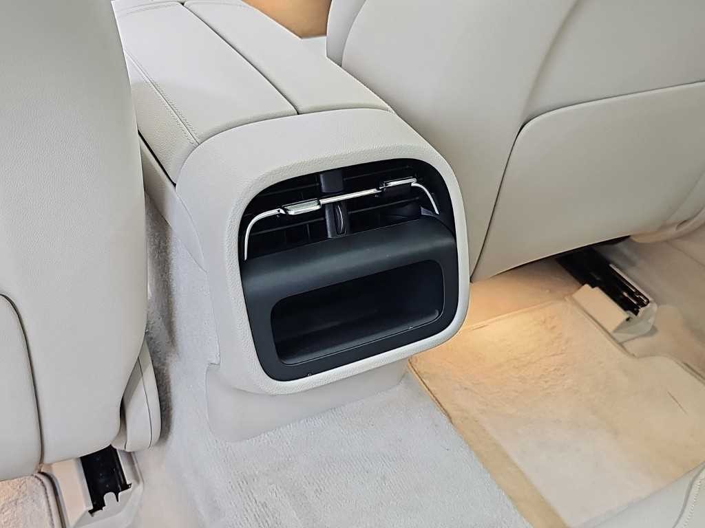 벤츠 E 클래스 E-클래스 W214 E220d 4MATIC 익스클루시브 이미지 13