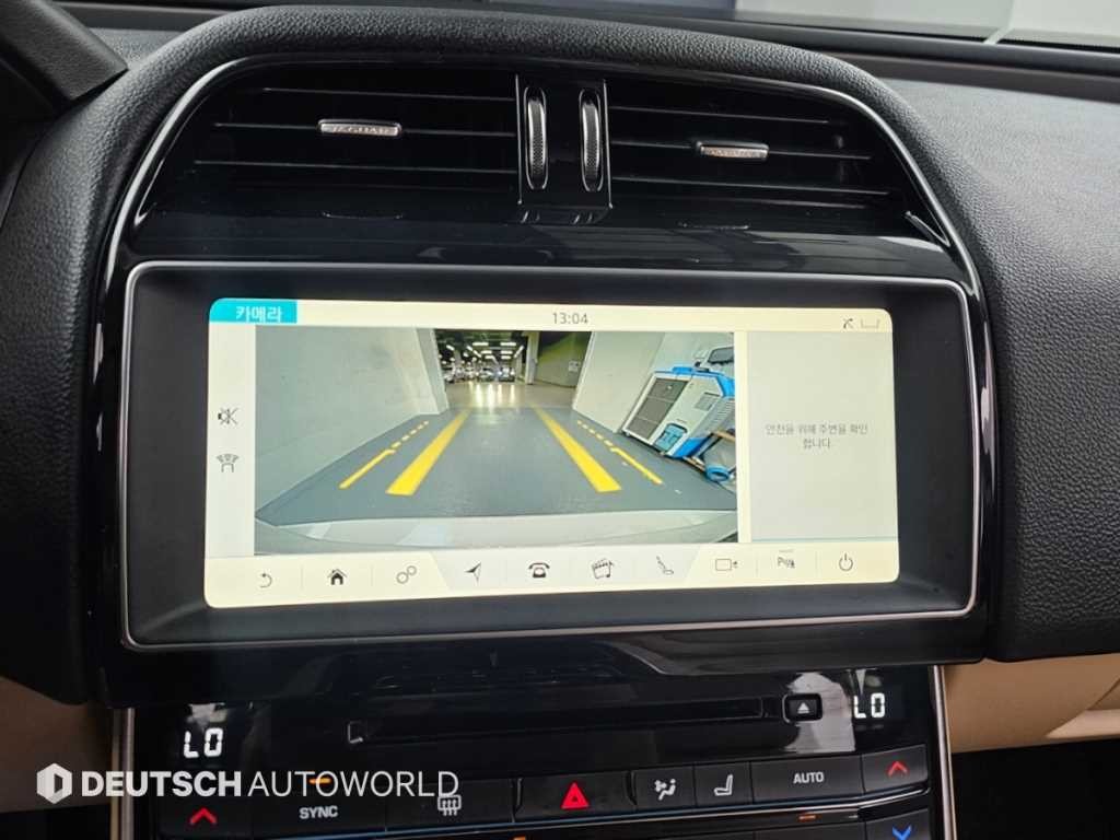 재규어 XE 2.0D 프레스티지 이미지 15