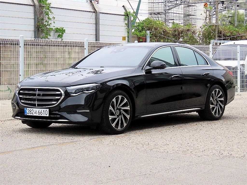 벤츠 E 클래스 E-클래스 W214 E300 4MATIC 익스클루시브 이미지 2