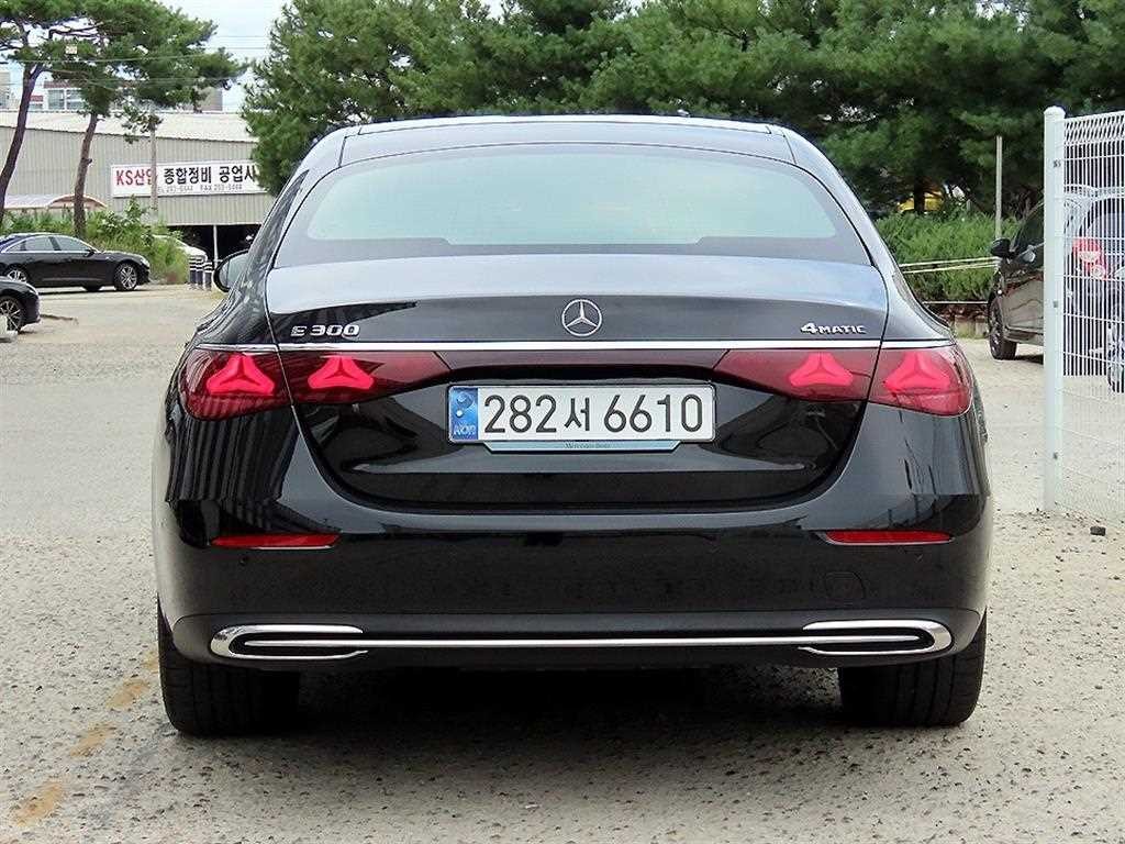 벤츠 E 클래스 E-클래스 W214 E300 4MATIC 익스클루시브 이미지 4