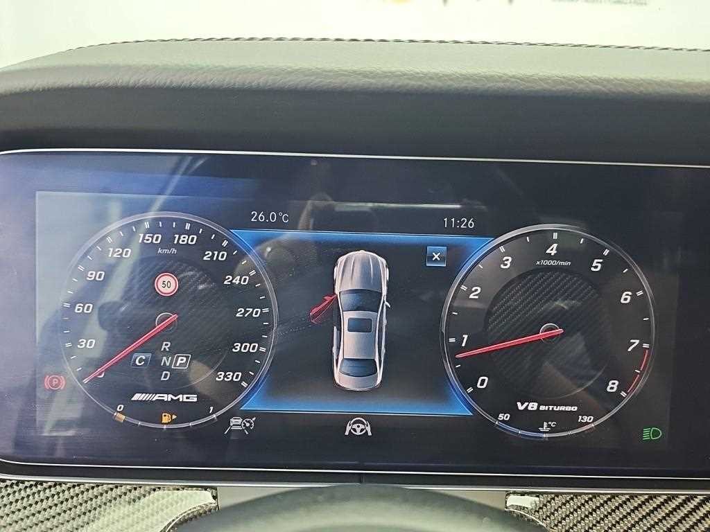 벤츠 E 클래스 E-클래스 W213 E63 AMG 4MATIC+ 이미지 6