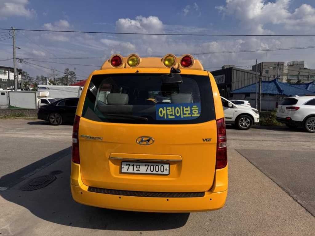현대 스타렉스 더 뉴 그랜드 스타렉스 어린이보호차 12인승 이미지 2