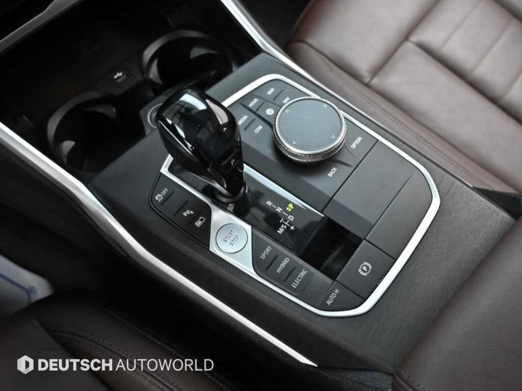 BMW 3시리즈 3시리즈 (G20) 330e 럭셔리 이미지 9