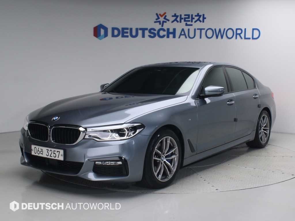 BMW 5시리즈 5시리즈 (G30) 530i xDrive M 스포츠 플러스 이미지 1