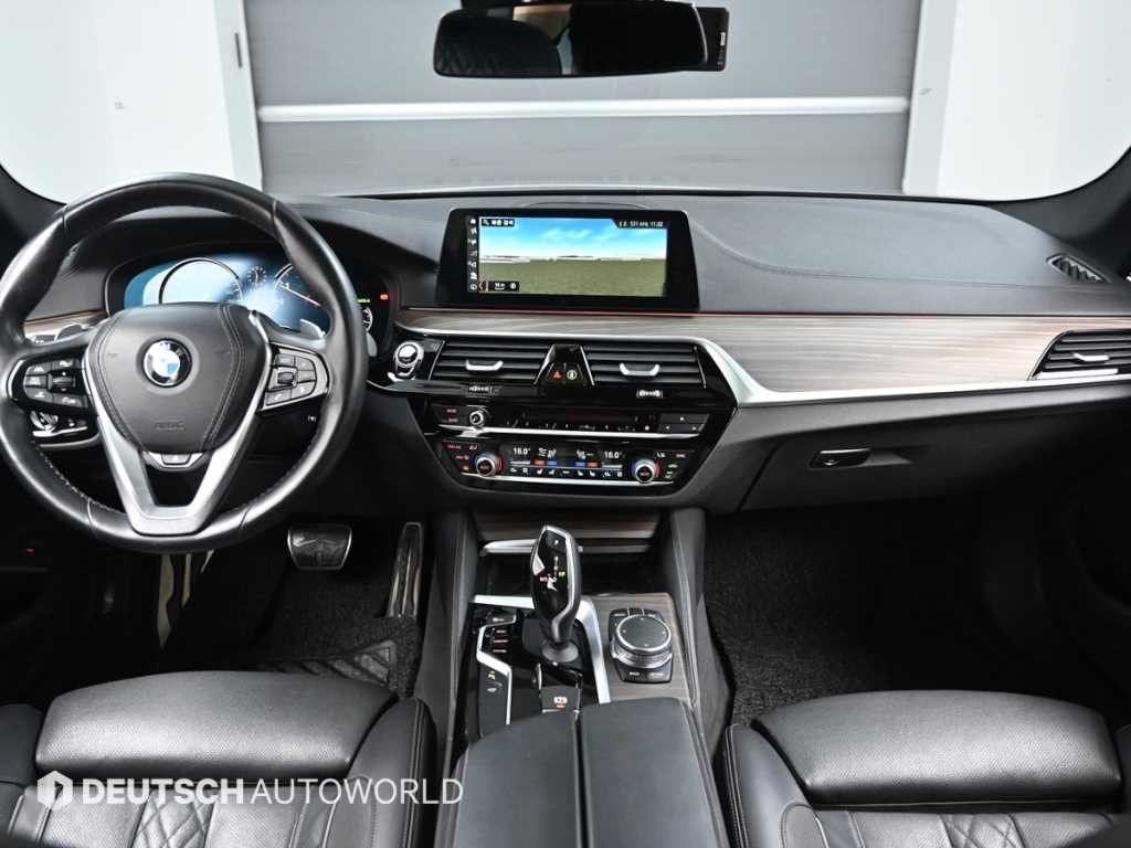 BMW 5시리즈 5시리즈 (G30) 530i xDrive M 스포츠 플러스 이미지 7