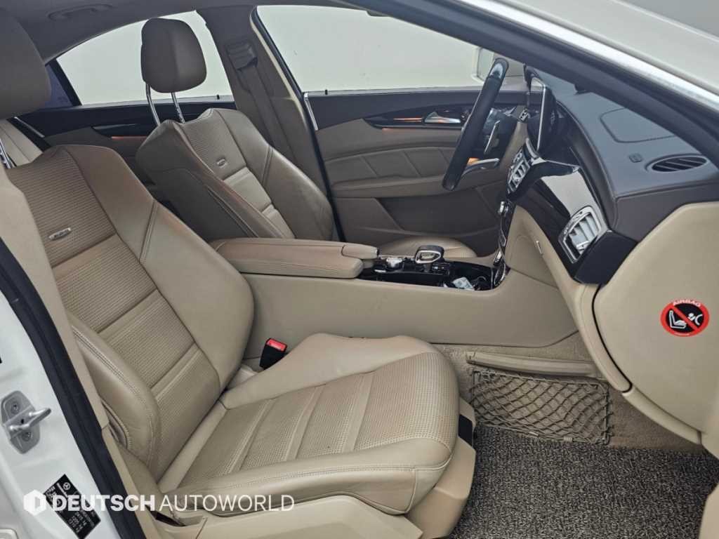 벤츠 CLS 클래스 CLS클래스 W218 CLS 63 AMG 4MATIC 이미지 10