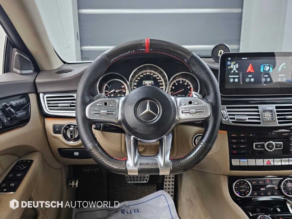 벤츠 CLS 클래스 CLS클래스 W218 CLS 63 AMG 4MATIC 이미지 13