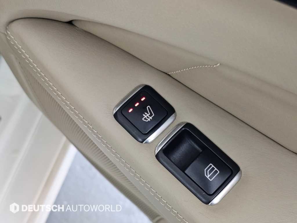 벤츠 CLS 클래스 CLS클래스 W218 CLS 63 AMG 4MATIC 이미지 16