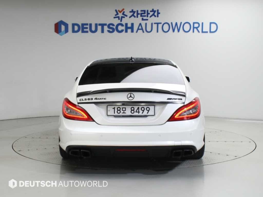 벤츠 CLS 클래스 CLS클래스 W218 CLS 63 AMG 4MATIC 이미지 4