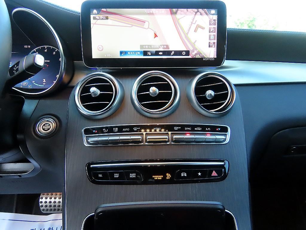 벤츠 GLC 클래스 GLC클래스 X253 GLC 300 4MATIC 프리미엄 쿠페 이미지 13