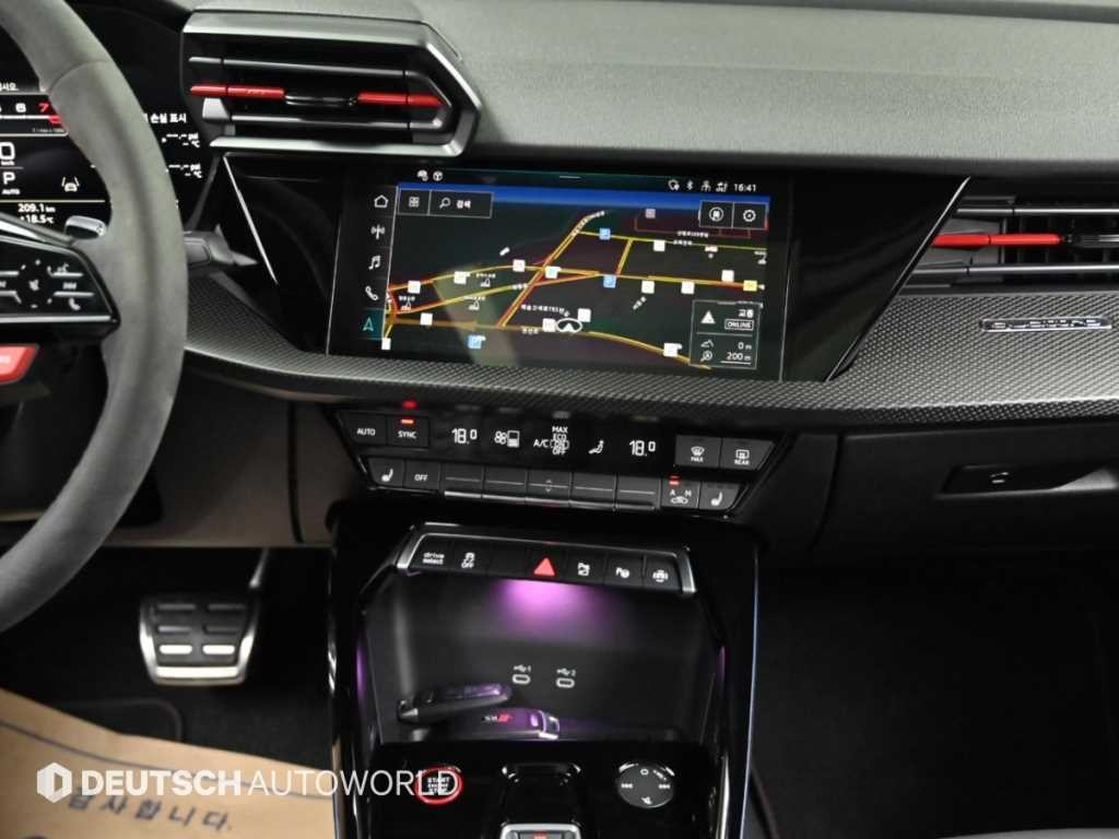 아우디 RS3 RS3 (8Y) 2.5 TFSI 콰트로 이미지 15