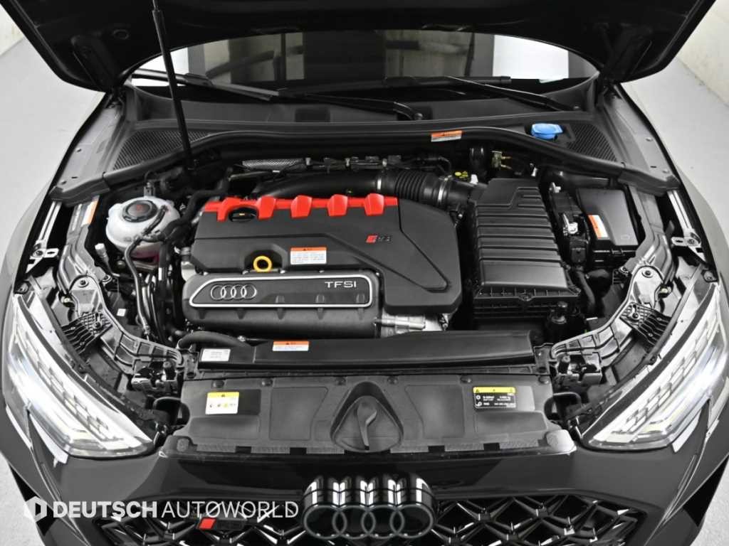 아우디 RS3 RS3 (8Y) 2.5 TFSI 콰트로 이미지 7