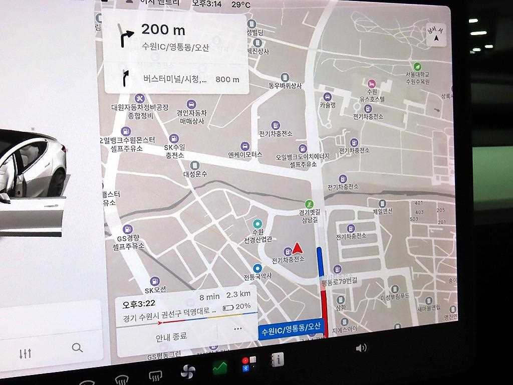 테슬라 모델 3 퍼포먼스 이미지 14