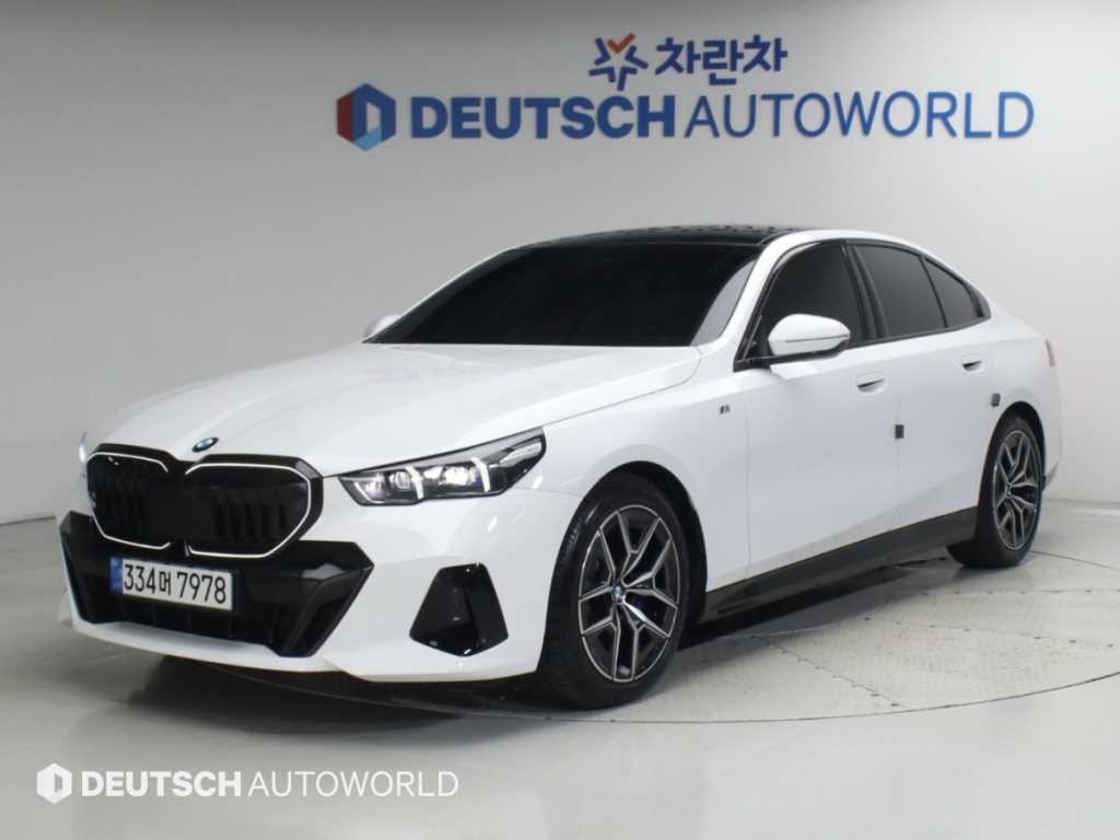 BMW 5시리즈 5시리즈 (G60) 520i M 스포츠 이미지 1
