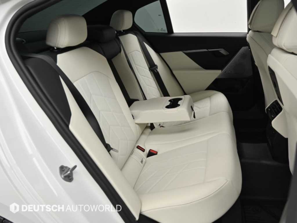 BMW 5시리즈 5시리즈 (G60) 520i M 스포츠 이미지 12