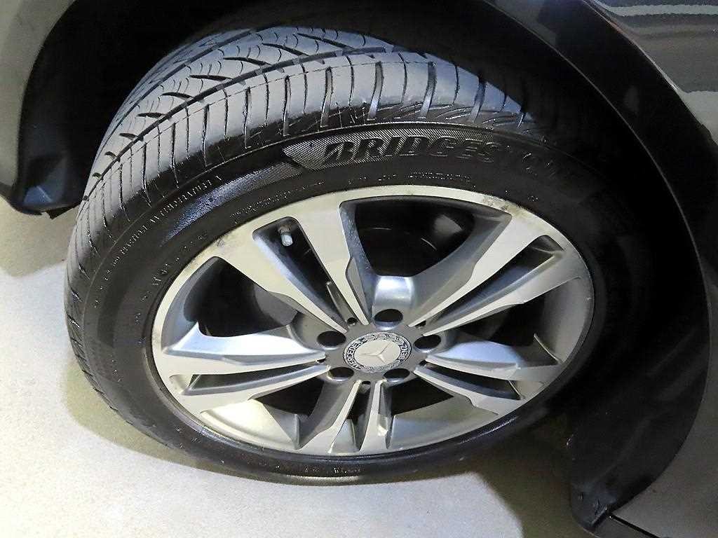 벤츠 E 클래스 E-클래스 W212 E220 블루텍 아방가르드 이미지 20