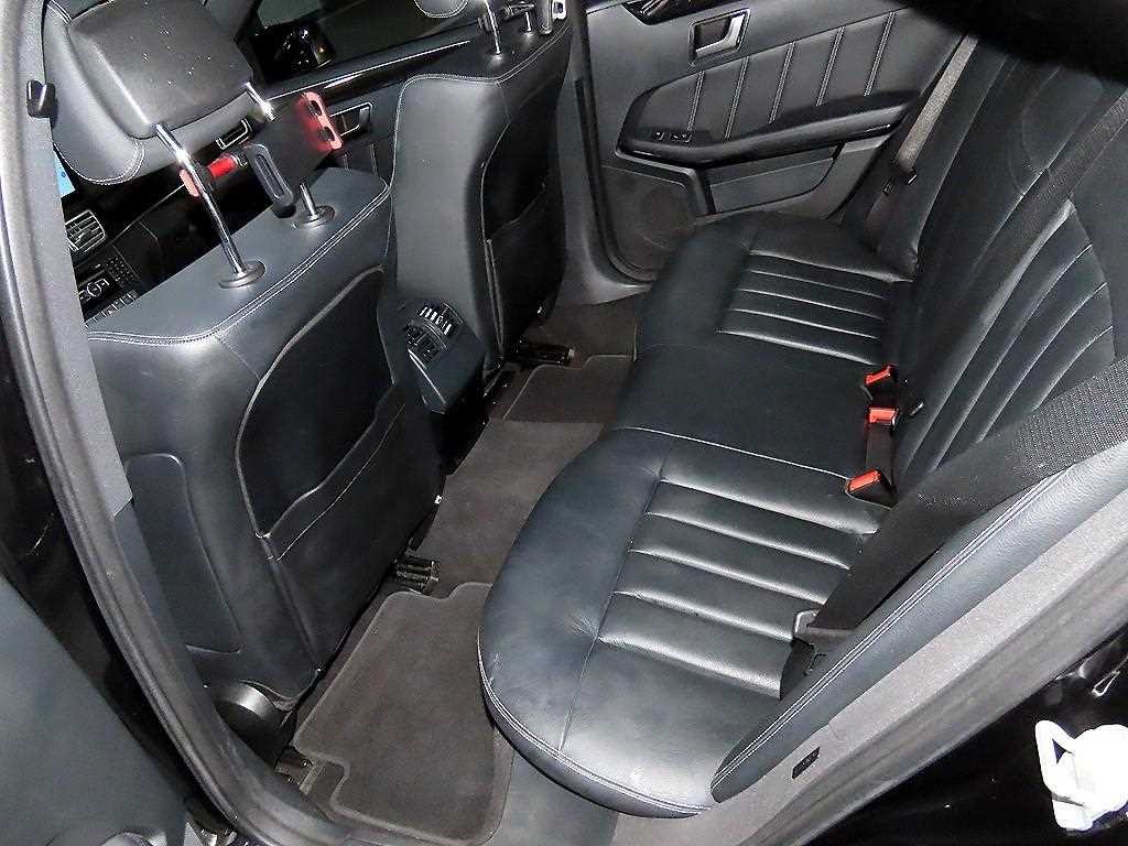 벤츠 E 클래스 E-클래스 W212 E220 블루텍 아방가르드 이미지 7