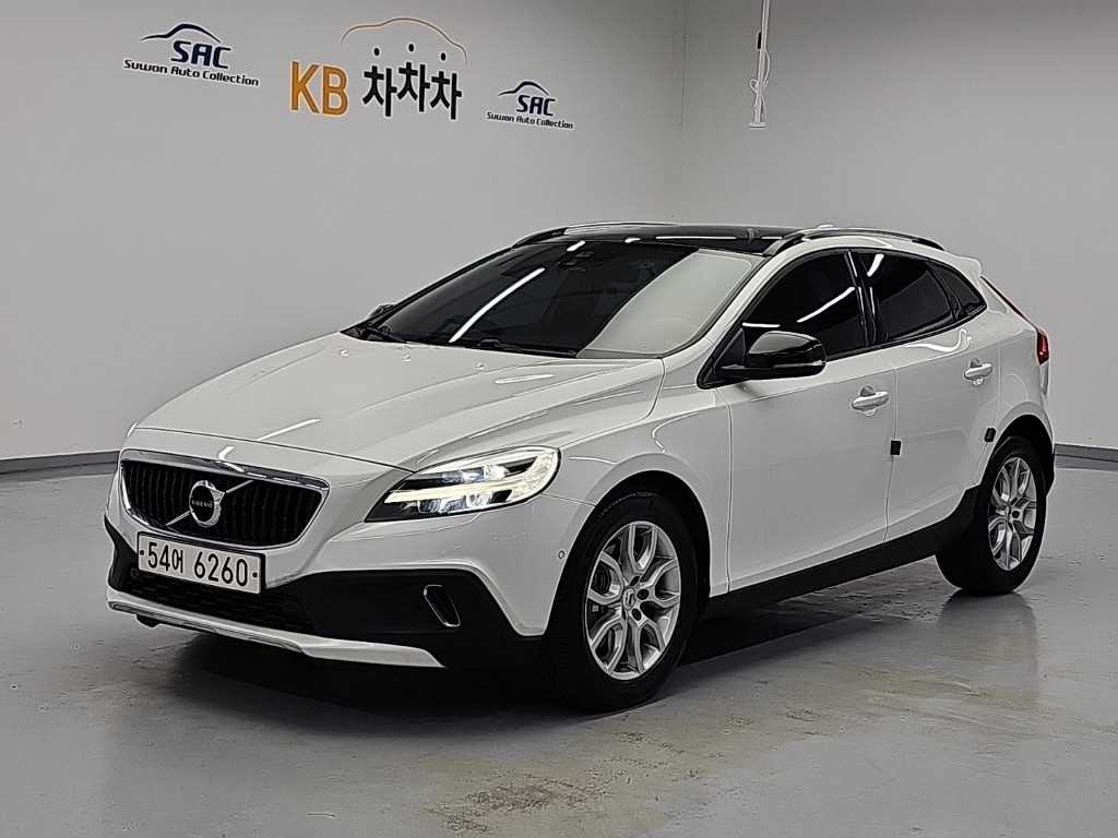 볼보 V40 V40 크로스컨트리 D3 이미지 1