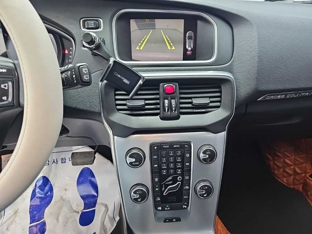 볼보 V40 V40 크로스컨트리 D3 이미지 10