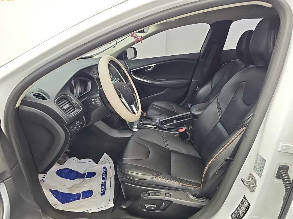 볼보 V40 V40 크로스컨트리 D3 이미지 11
