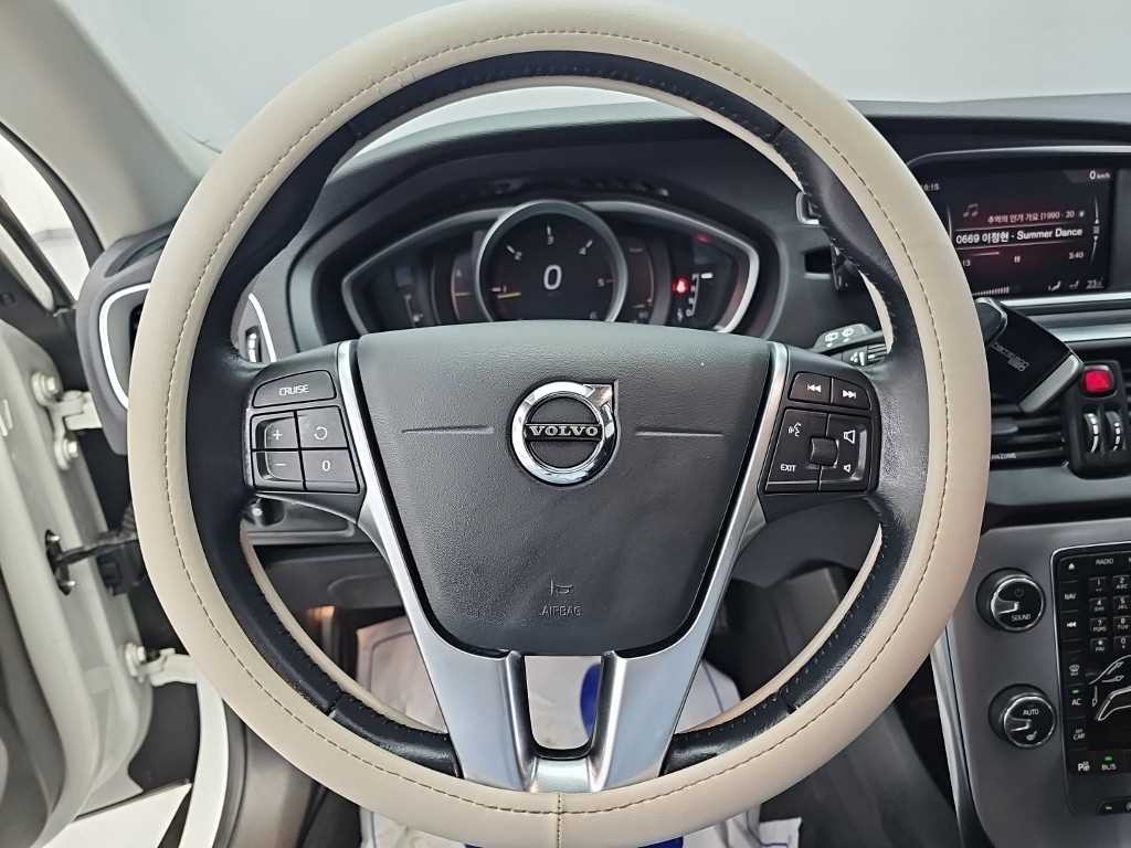 볼보 V40 V40 크로스컨트리 D3 이미지 9