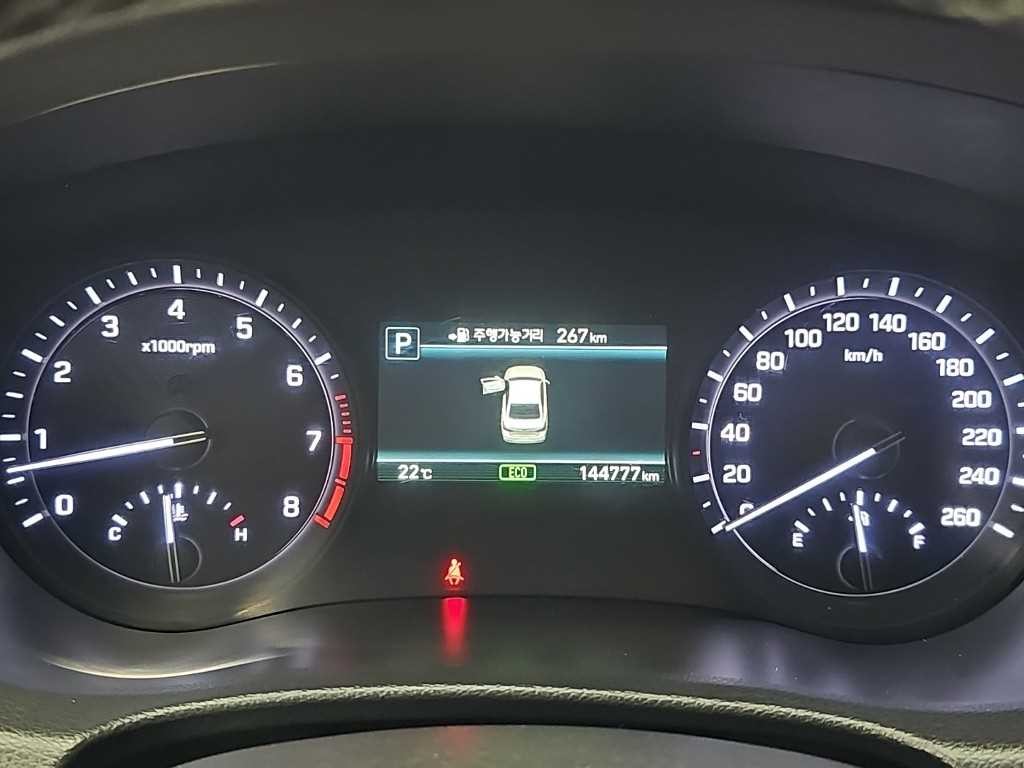 제네시스 G80 3.3 GDI AWD 프리미엄 럭셔리 이미지 6