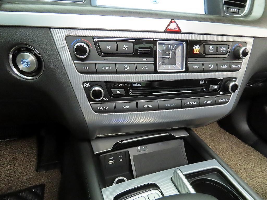 제네시스 G80 3.3 GDI AWD 프리미엄 럭셔리 이미지 15