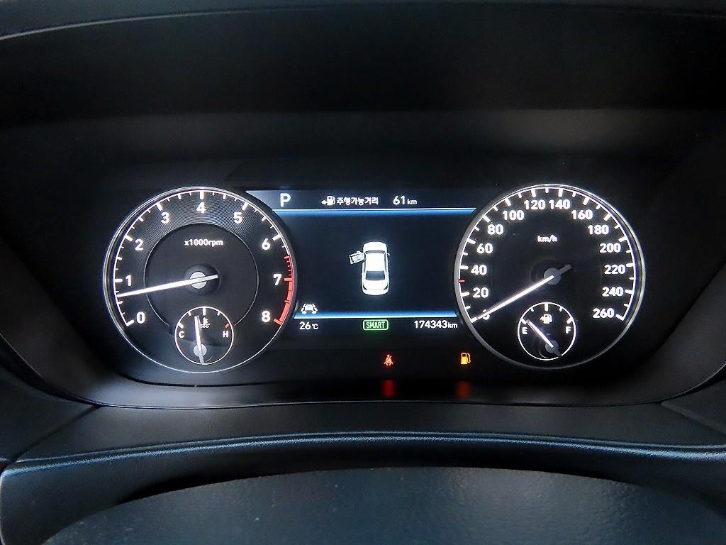 제네시스 EQ900 3.3 T-GDI AWD 프리미엄 럭셔리 이미지 9
