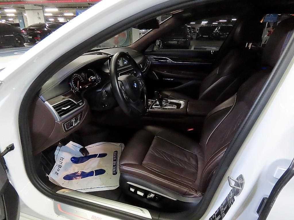 BMW 7시리즈 7시리즈 (G11) 750Li xDrive 프레스티지 이미지 6