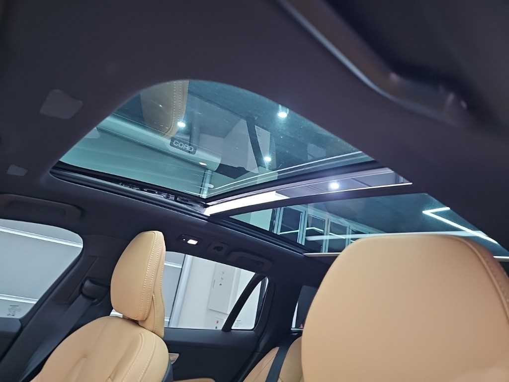 볼보 V60 V60 크로스 컨트리 2세대 2.0 B5 AWD 이미지 14