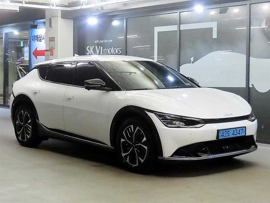 기아 EV6 롱레인지 어스 이미지 1