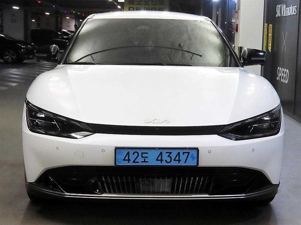 기아 EV6 롱레인지 어스 이미지 2