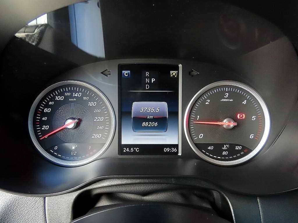 벤츠 GLC 클래스 GLC클래스 X253 GLC 220 d 4MATIC 쿠페 이미지 9