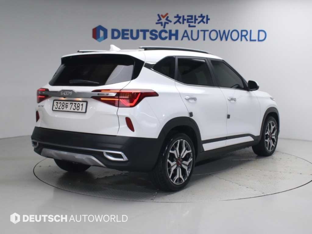 기아 셀토스 가솔린 1.6 터보 2WD 시그니처 이미지 3