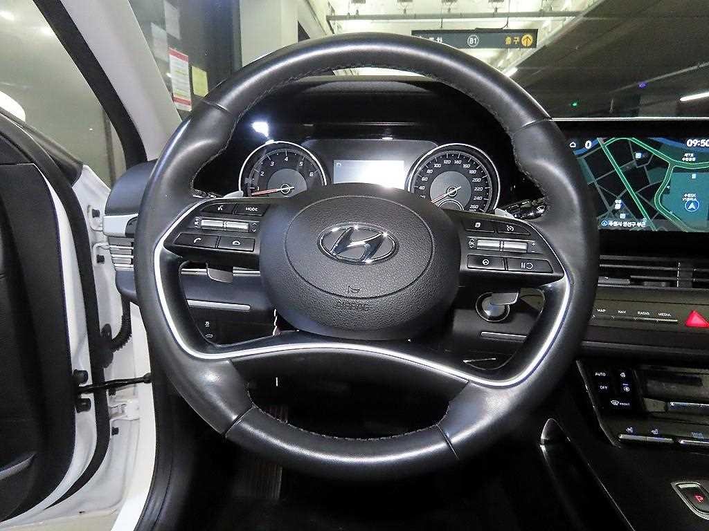 현대 그랜저 더 뉴 그랜저 IG LPI 3.0 프리미엄 이미지 8