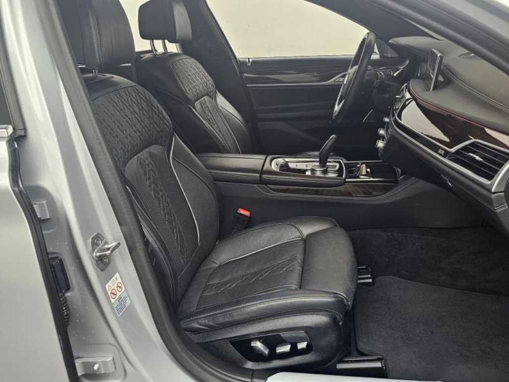 BMW 7시리즈 7시리즈 (G11) 750Li xDrive 디자인 퓨어 엑설런스 이미지 10