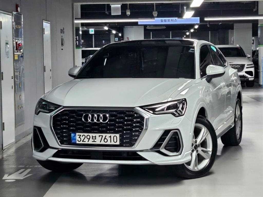아우디 Q3 Q3 (F3) 35 TDI 스포트백 이미지 1