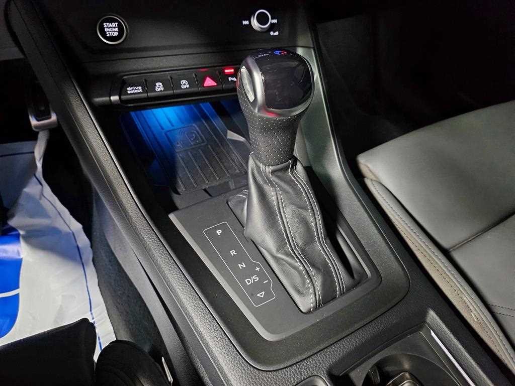 아우디 Q3 Q3 (F3) 35 TDI 스포트백 이미지 11