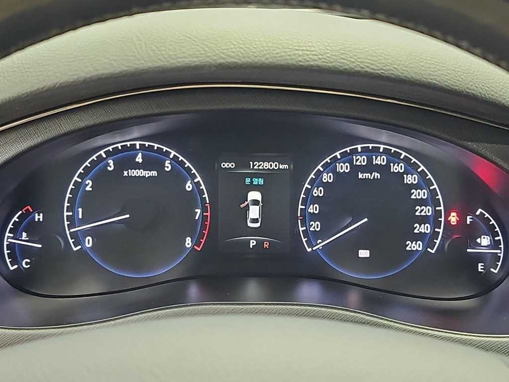현대 제네시스 GP500 프라다 이미지 6