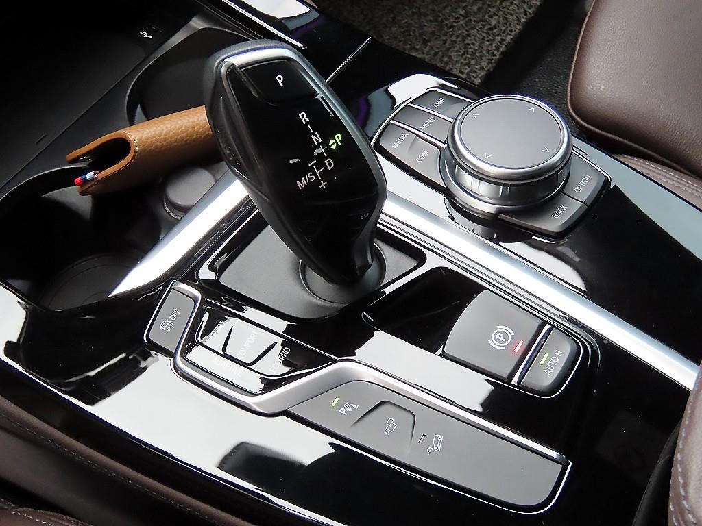 BMW X4 X4 (G02) xDrive 20i M 스포츠 X 온라인 익스클루시브 에디션 이미지 11