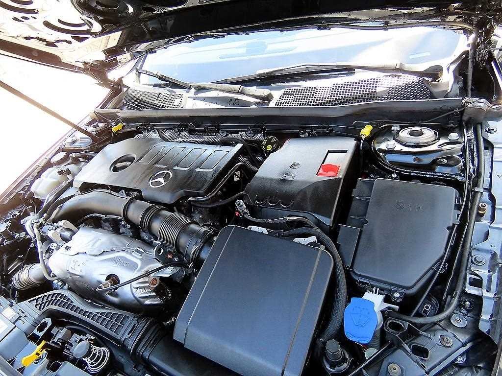벤츠 A 클래스 A클래스 W177 A250 4MATIC 세단 이미지 18