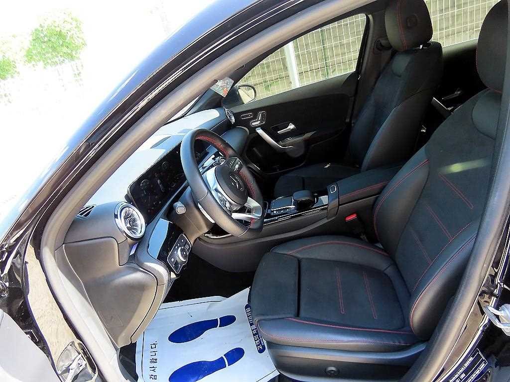 벤츠 A 클래스 A클래스 W177 A250 4MATIC 세단 이미지 5