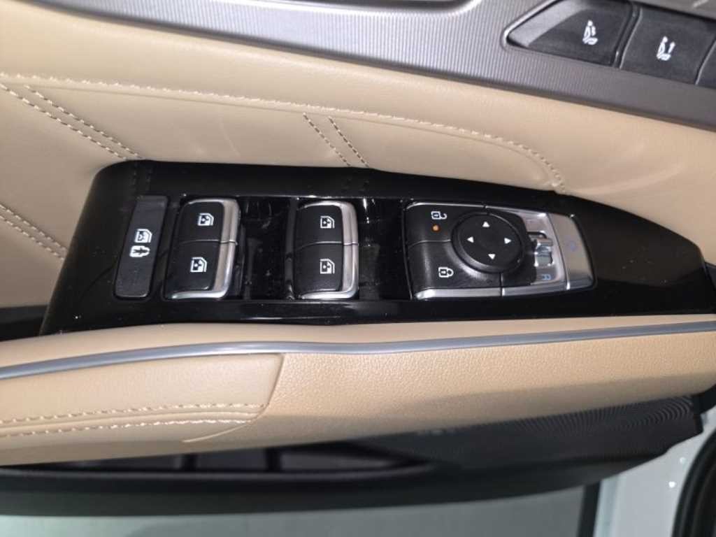 기아 쏘렌토 더 뉴 쏘렌토 4세대 하이브리드 1.6T 4WD 시그니처 그래비티 이미지 12