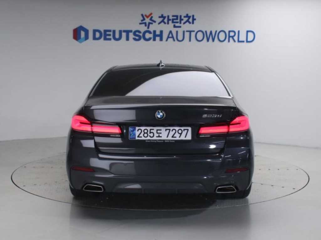 BMW 5시리즈 5시리즈 (G30) 523d M 스포츠 이미지 4