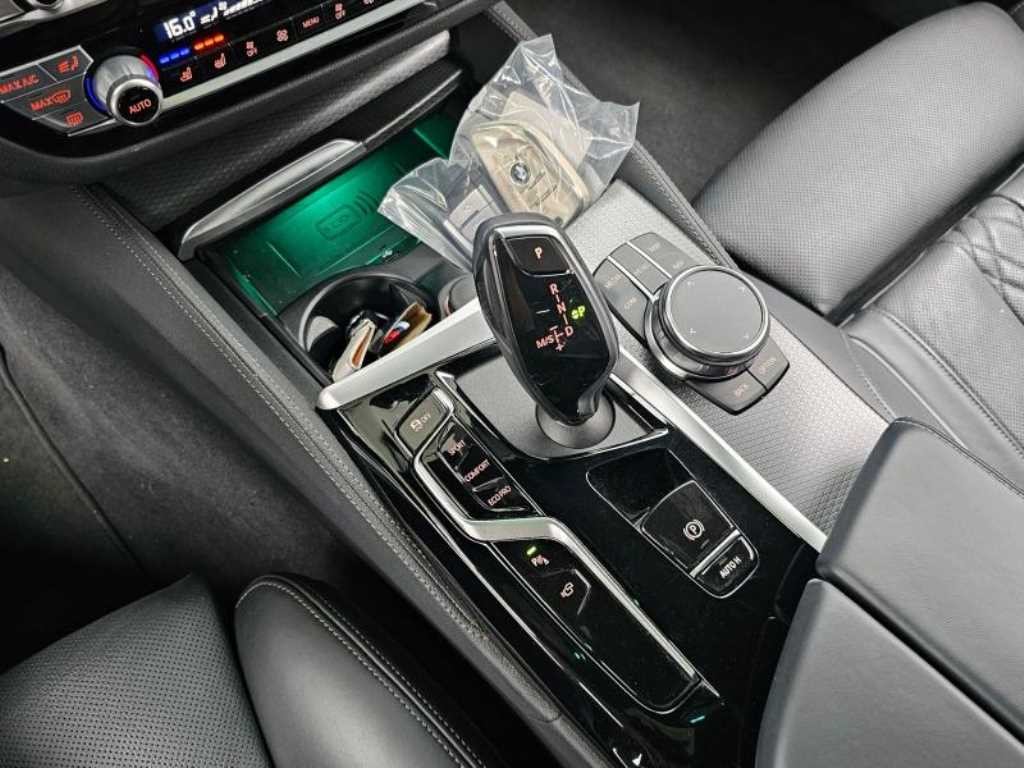 BMW 5시리즈 5시리즈 (G30) 523d M 스포츠 이미지 9