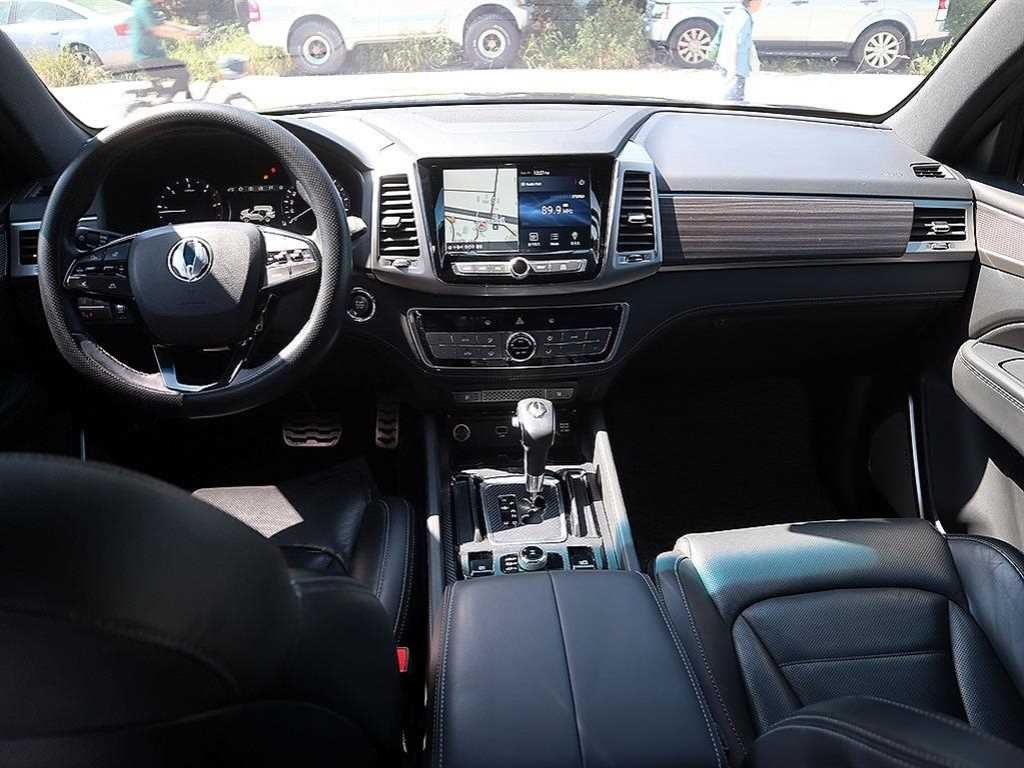 KG모빌리티(쌍용) 렉스턴 G4렉스턴 디젤 2.2 4WD 마제스티 이미지 5