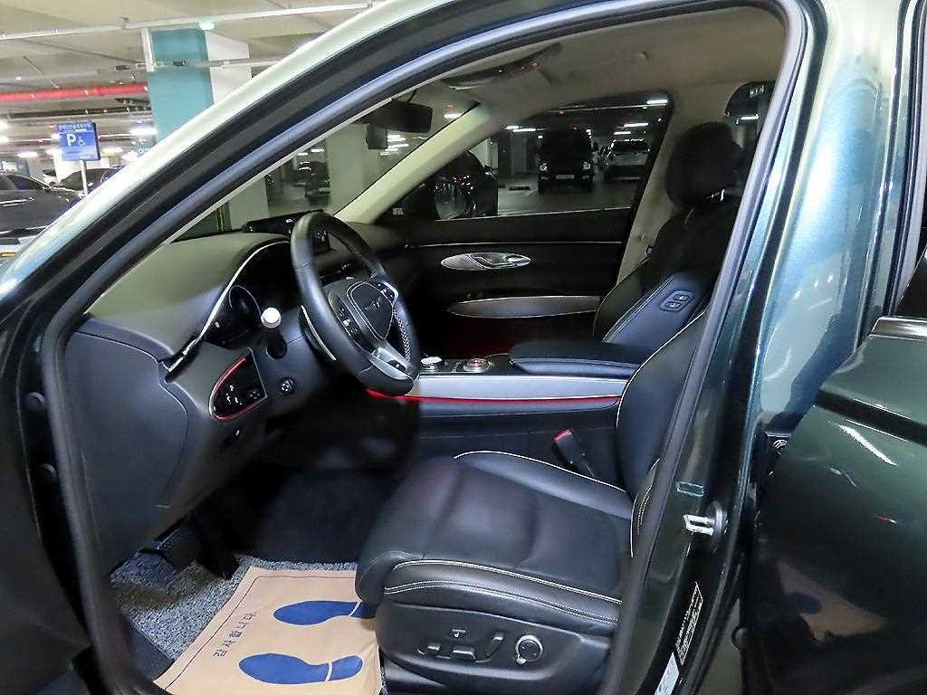 제네시스 GV70 일렉트리파이드 GV70 e-AWD 이미지 6