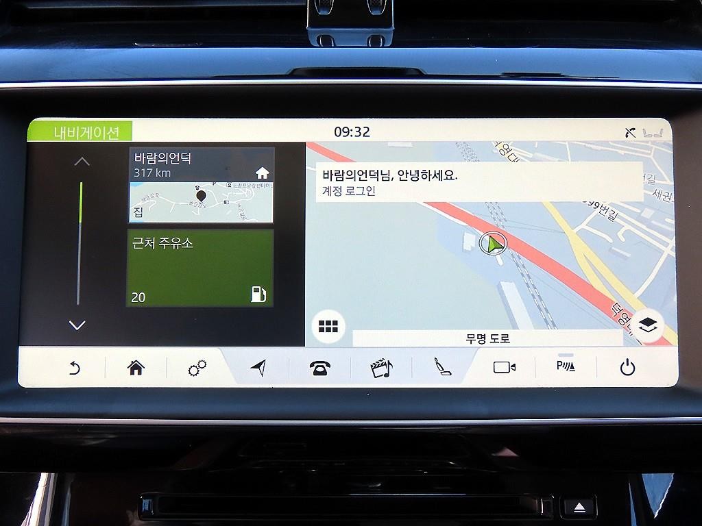 재규어 XE 2.0D 프레스티지 이미지 13
