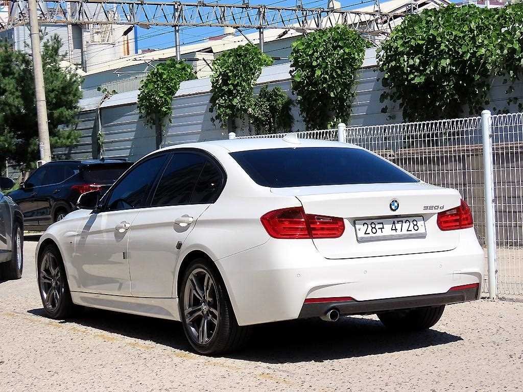 BMW 3시리즈 3시리즈 (F30) 320d M 퍼포먼스 에디션 이미지 3
